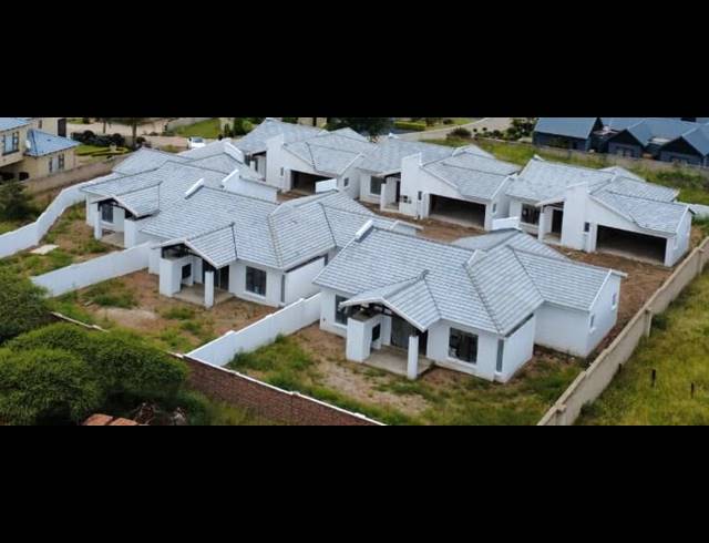 3 BEDROOM TOWNHOUSE FOR SALE IN CELTIC MEADOWS